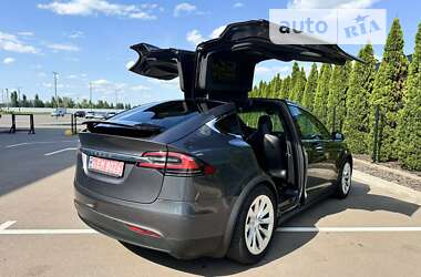 Позашляховик / Кросовер Tesla Model X 2017 в Києві