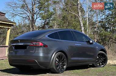 Позашляховик / Кросовер Tesla Model X 2016 в 