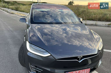 Позашляховик / Кросовер Tesla Model X 2016 в Львові