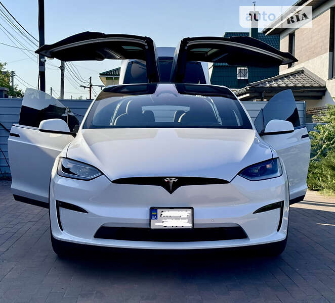 Внедорожник / Кроссовер Tesla Model X 2022 в Киеве