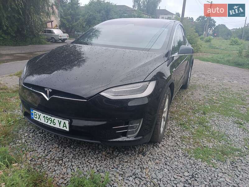 Tesla Model X 2017