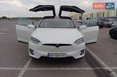 Внедорожник / Кроссовер Tesla Model X 2016 в 