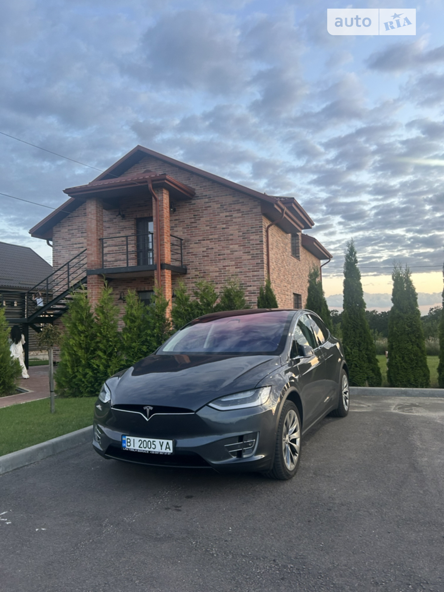 2017 Tesla Model X - мініатюра 3