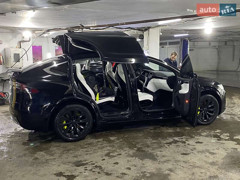 Позашляховик / Кросовер Tesla Model X 2017 в Одесі