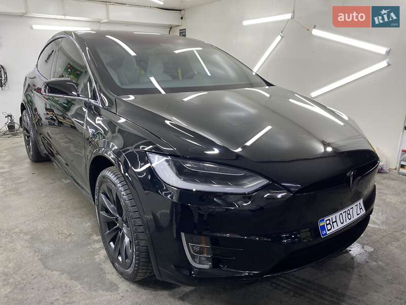Позашляховик / Кросовер Tesla Model X 2017 в Одесі