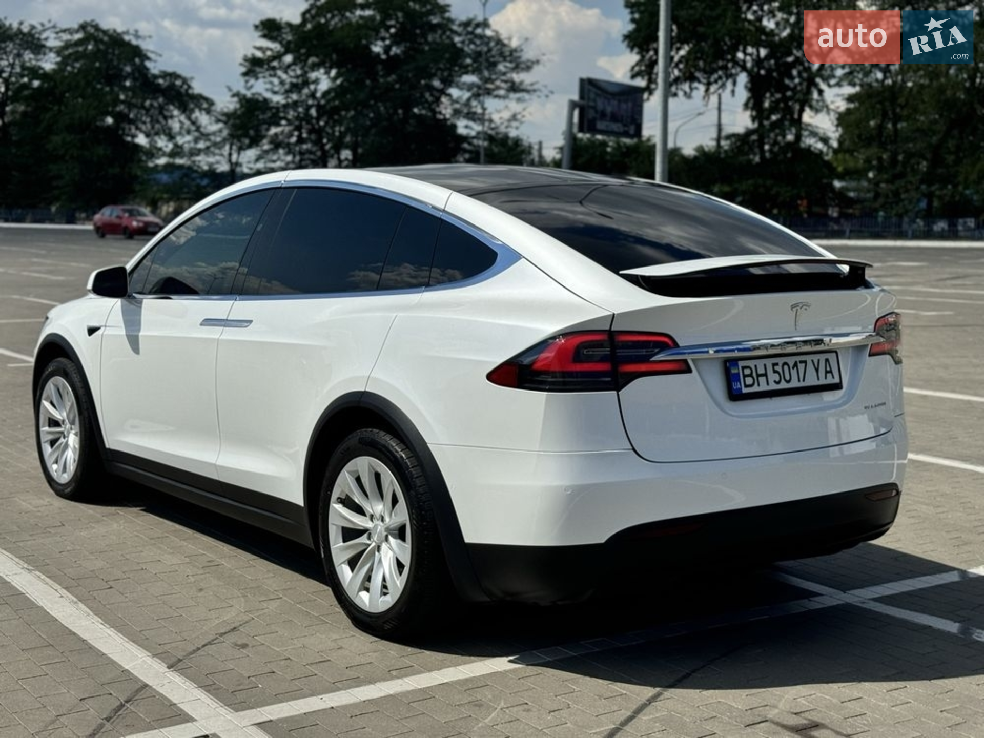 2019 Tesla Model X - мініатюра 4