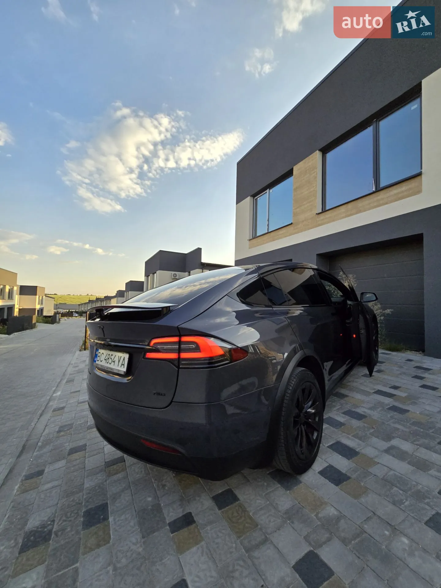 2018 Tesla Model X - мініатюра 3