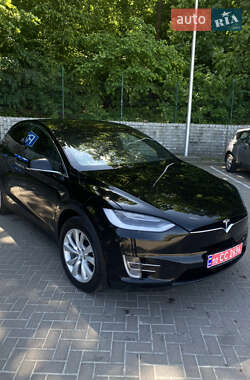 Внедорожник / Кроссовер Tesla Model X 2017 в 