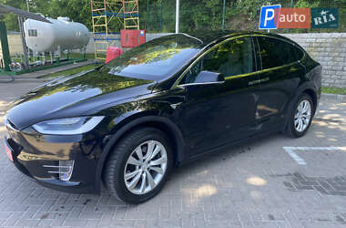 Внедорожник / Кроссовер Tesla Model X 2017 в 