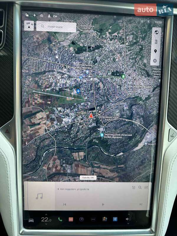 Позашляховик / Кросовер Tesla Model X 2016 в Чернівцях
