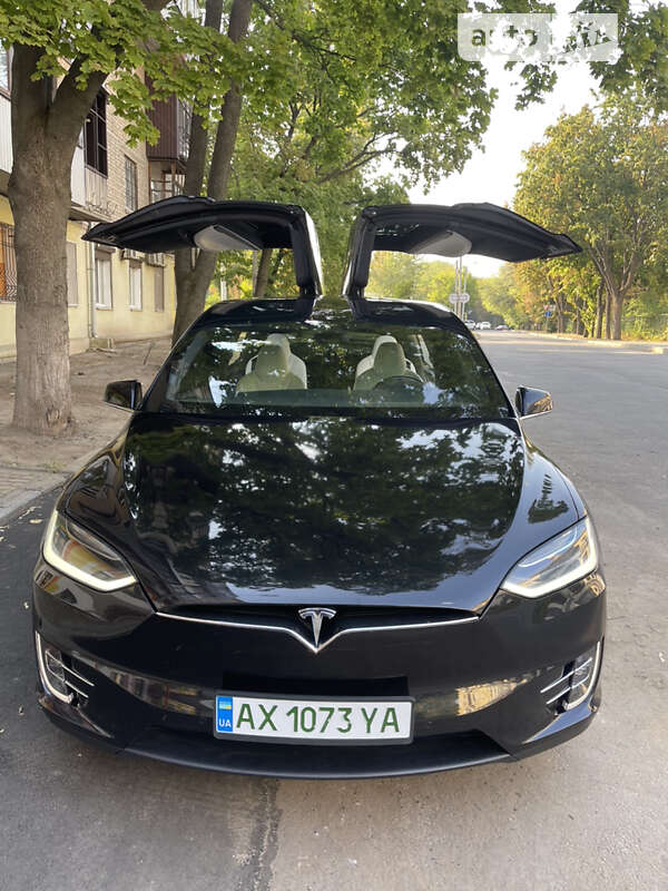 Внедорожник / Кроссовер Tesla Model X 2017 в Харькове