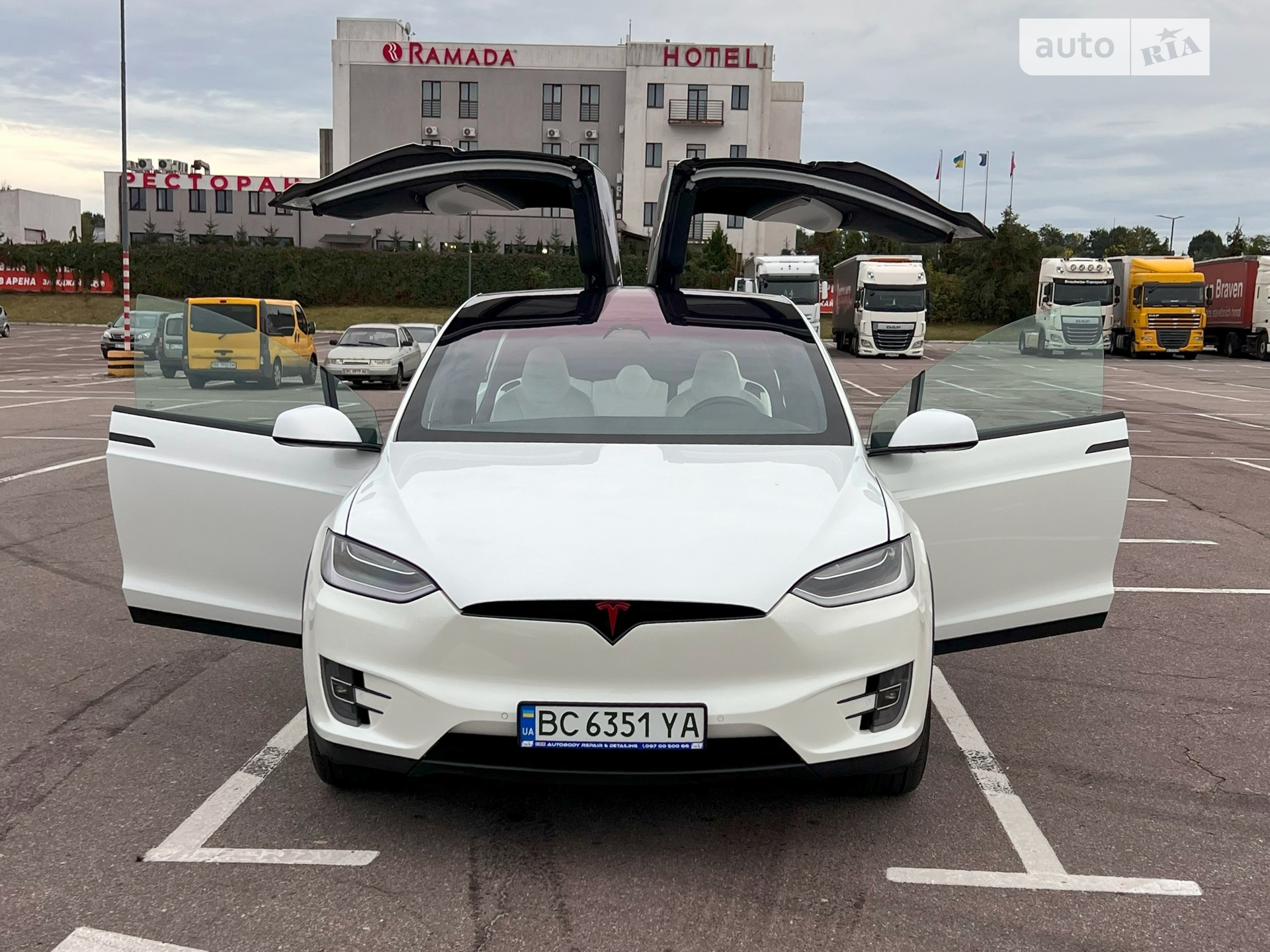 2017 Tesla Model X - мініатюра 13