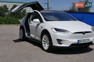 Внедорожник / Кроссовер Tesla Model X 2020 в 