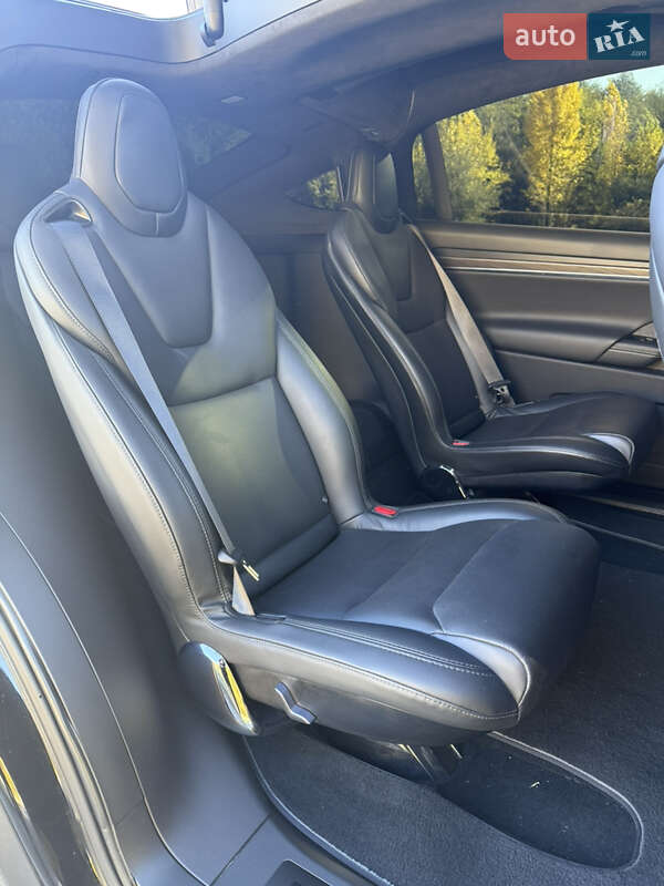 Внедорожник / Кроссовер Tesla Model X 2022 в Днепре