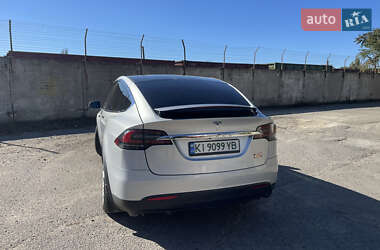 Внедорожник / Кроссовер Tesla Model X 2017 в 