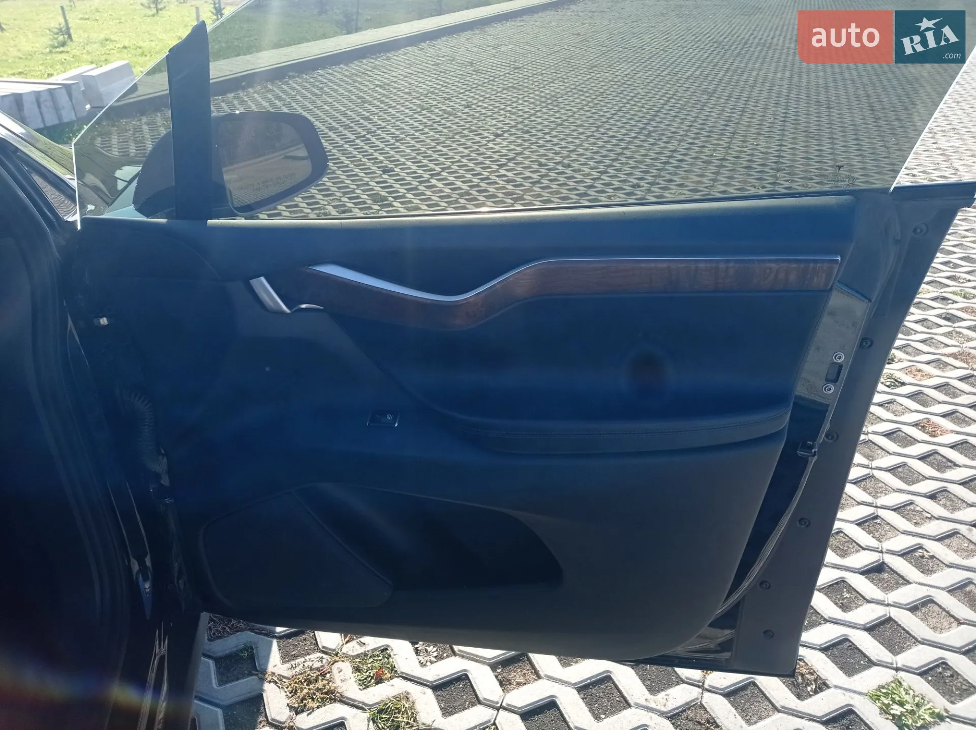 2017 Tesla Model X - мініатюра 8