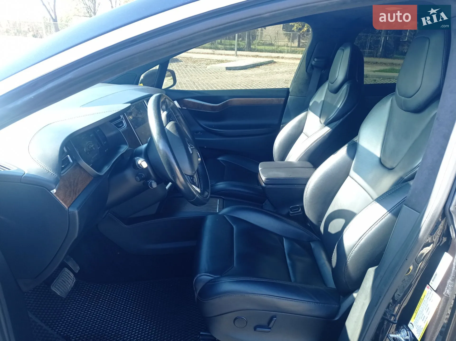 2017 Tesla Model X - мініатюра 13