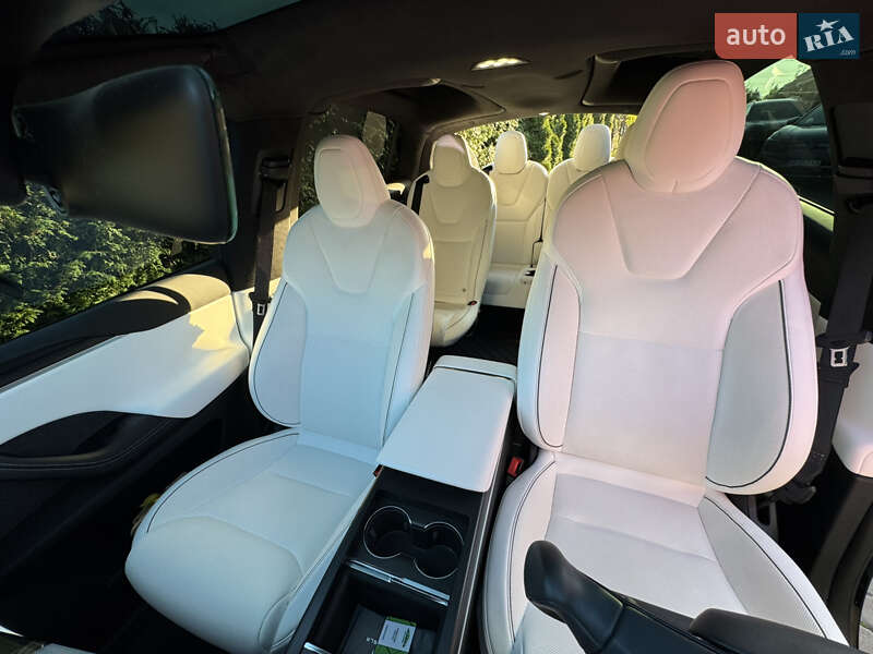 Позашляховик / Кросовер Tesla Model X 2023 в Києві