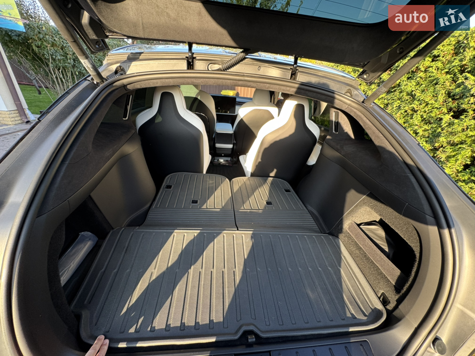 2023 Tesla Model X - мініатюра 17