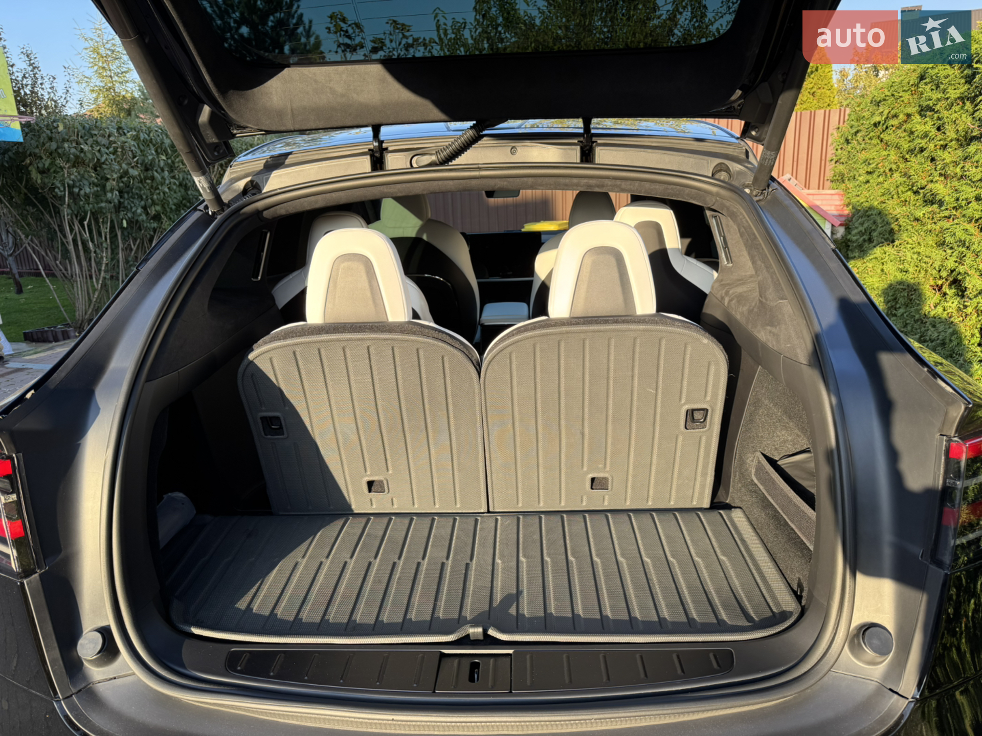 2023 Tesla Model X - мініатюра 19