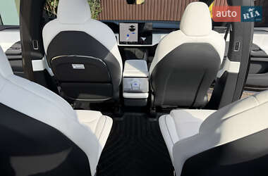 Внедорожник / Кроссовер Tesla Model X 2023 в Киеве