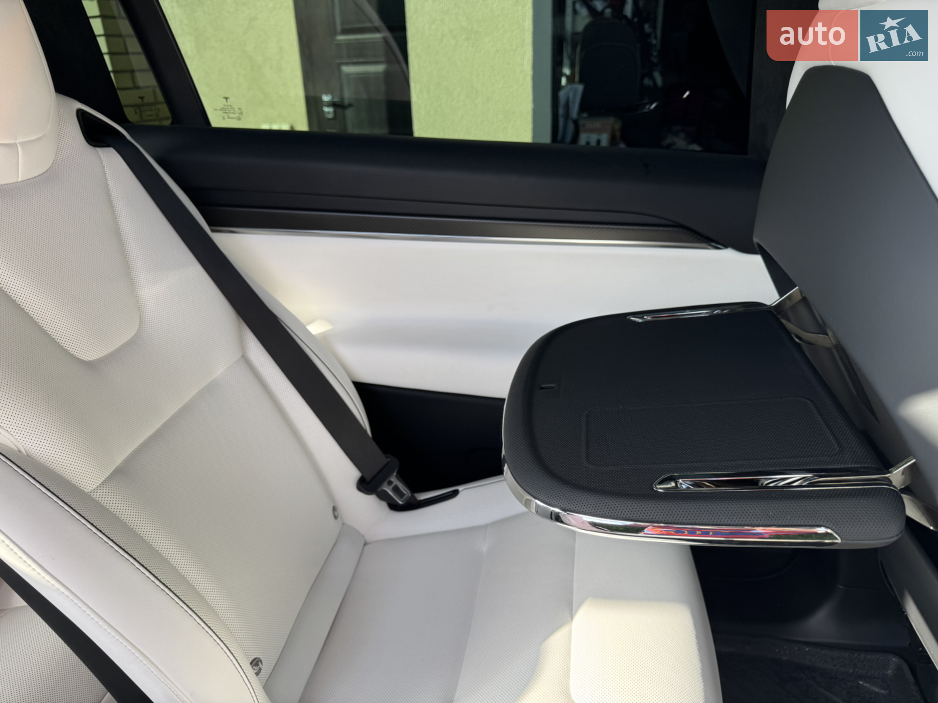 2023 Tesla Model X - мініатюра 31