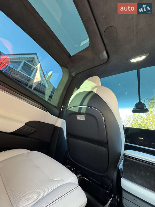 Позашляховик / Кросовер Tesla Model X 2023 в Києві