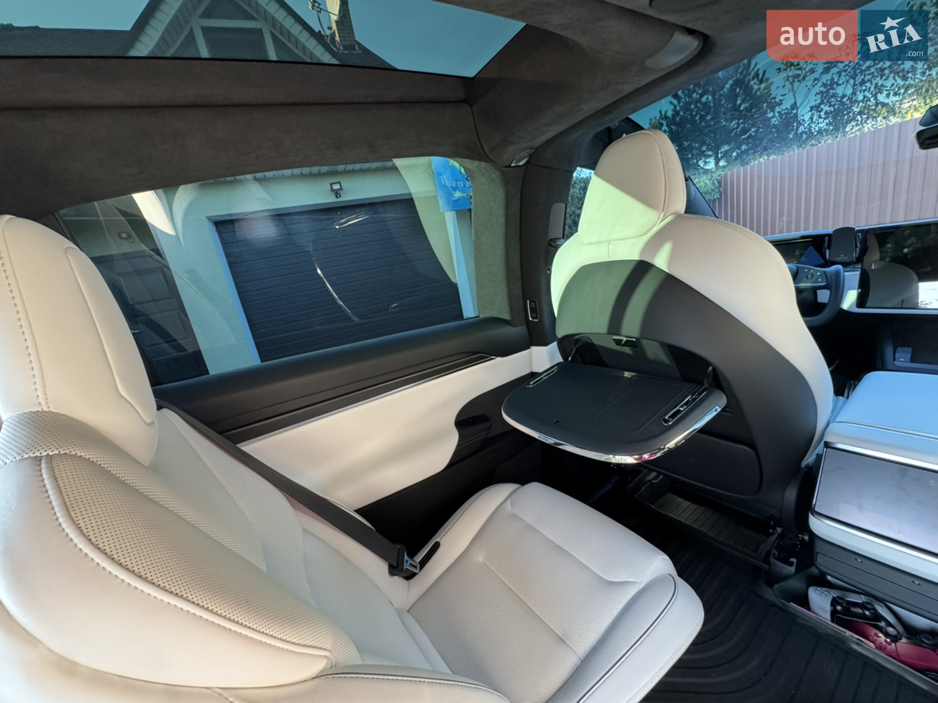 2023 Tesla Model X - мініатюра 32