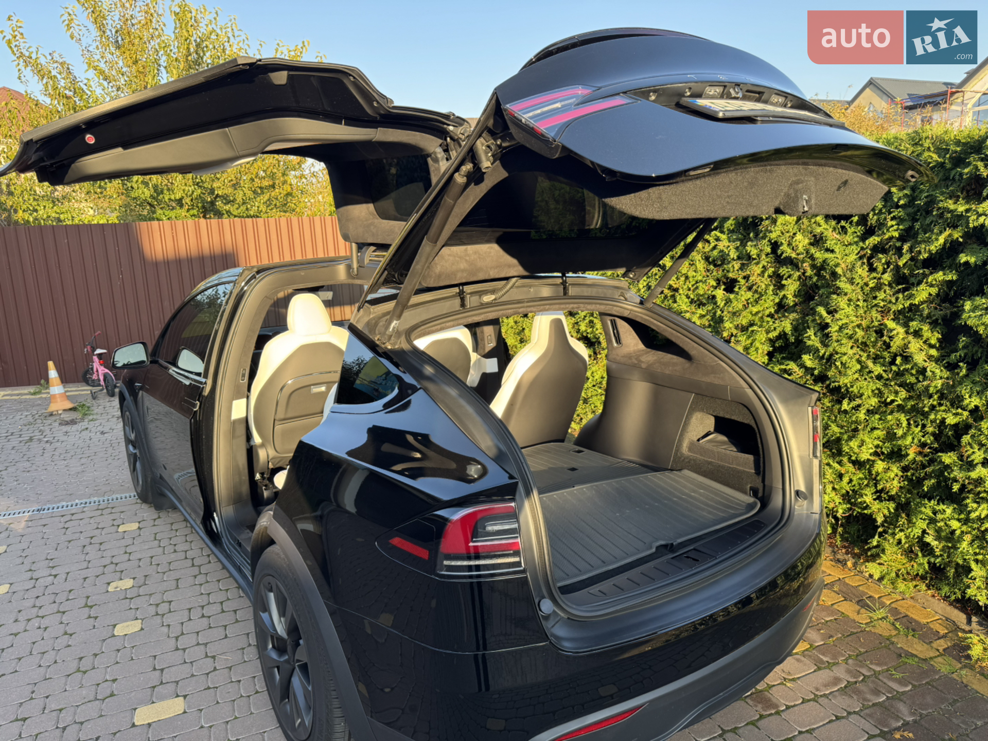 2023 Tesla Model X - мініатюра 11