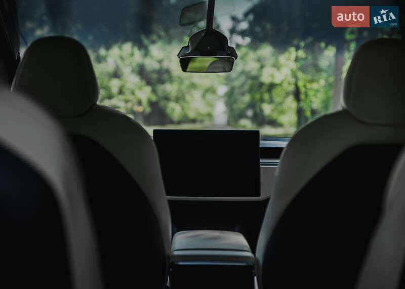 Позашляховик / Кросовер Tesla Model X 2022 в Білій Церкві
