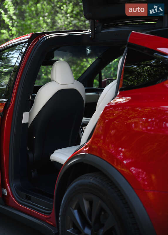 Позашляховик / Кросовер Tesla Model X 2022 в Білій Церкві