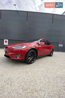 Внедорожник / Кроссовер Tesla Model X 2020 в 