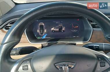 Внедорожник / Кроссовер Tesla Model X 2016 в 