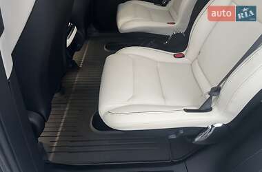 Позашляховик / Кросовер Tesla Model X 2023 в 