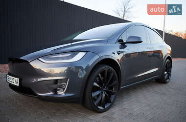 Позашляховик / Кросовер Tesla Model X 2019 в Києві