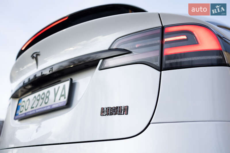Позашляховик / Кросовер Tesla Model X 2022 в Тернополі