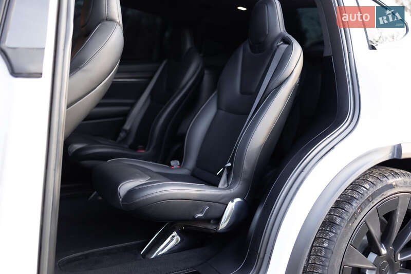 Позашляховик / Кросовер Tesla Model X 2022 в Тернополі