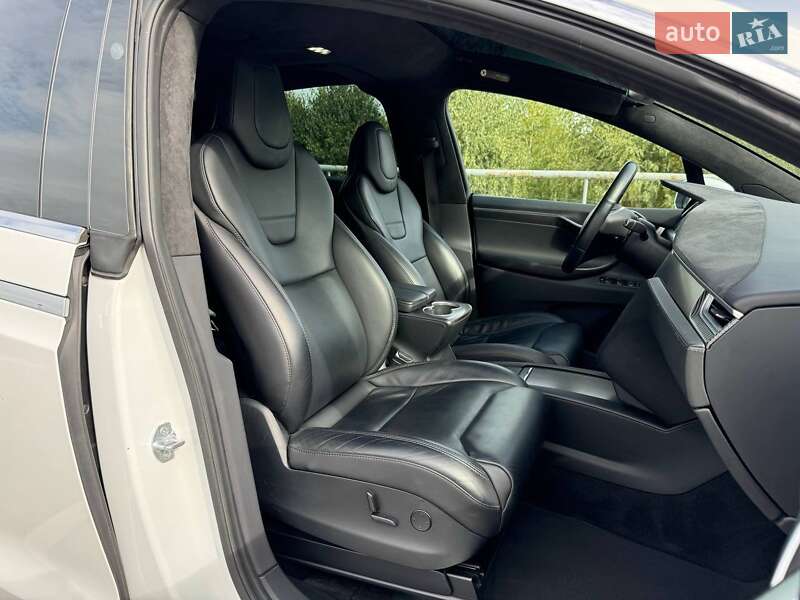 Позашляховик / Кросовер Tesla Model X 2017 в Білій Церкві