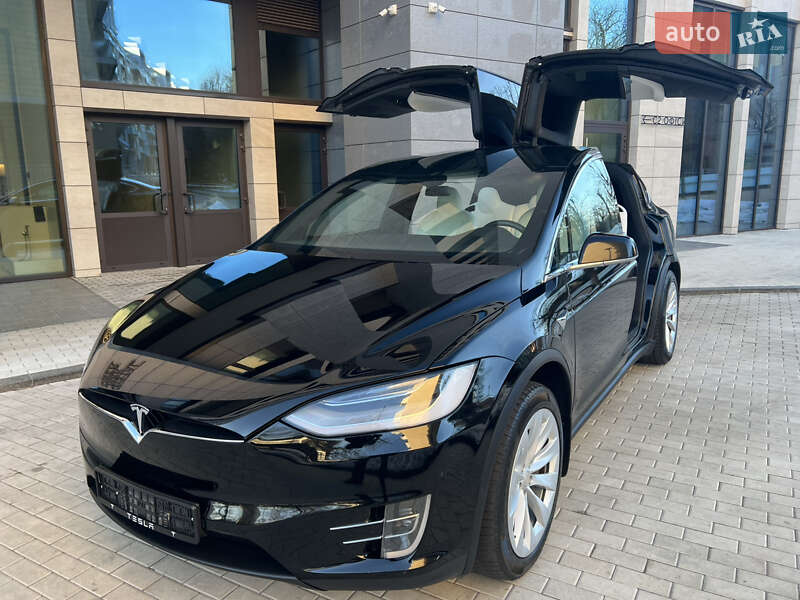 Позашляховик / Кросовер Tesla Model X 2020 в Києві