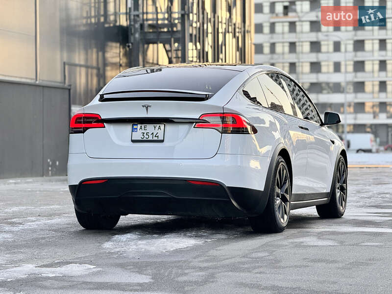 Внедорожник / Кроссовер Tesla Model X 2022 в Киеве