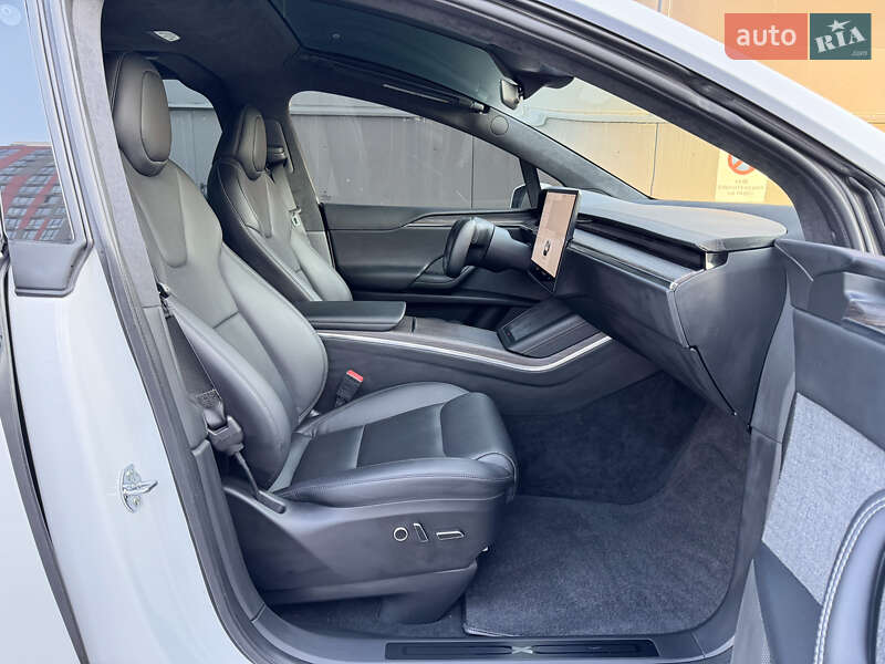 Внедорожник / Кроссовер Tesla Model X 2022 в Киеве