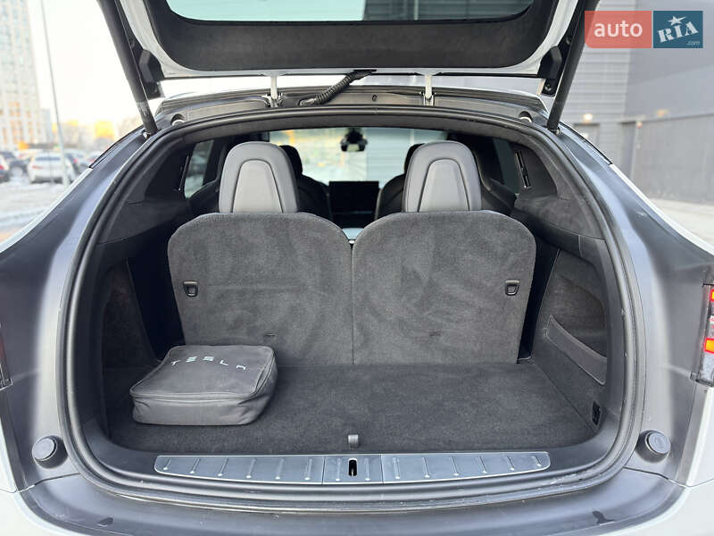 Внедорожник / Кроссовер Tesla Model X 2022 в Киеве
