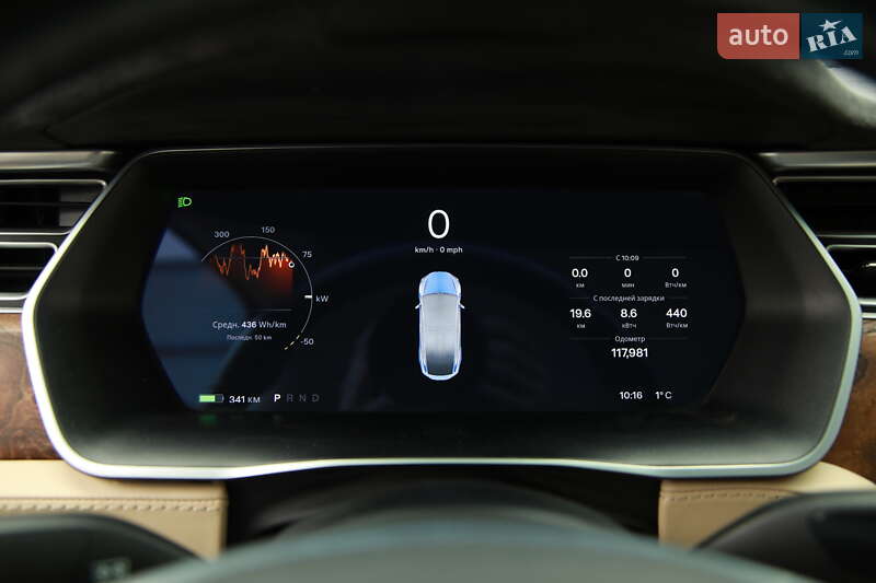 Позашляховик / Кросовер Tesla Model X 2017 в Харкові