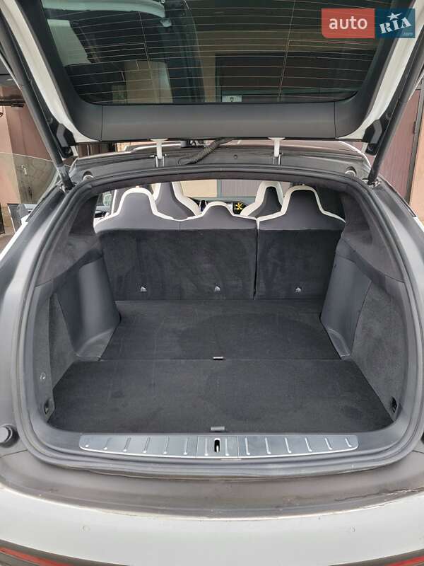 Позашляховик / Кросовер Tesla Model X 2018 в Кривому Розі фото 21 Позашляховик / Кросовер Tesla Model X 2018 в Кривому Розі