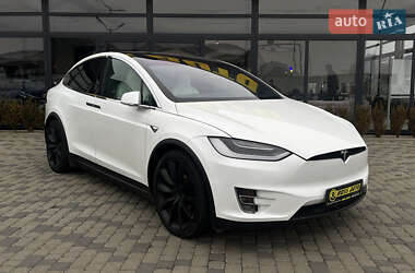 Позашляховик / Кросовер Tesla Model X 2019 в Мукачевому