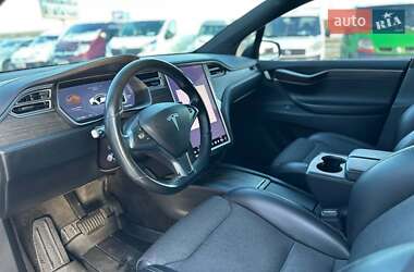 Позашляховик / Кросовер Tesla Model X 2016 в Львові