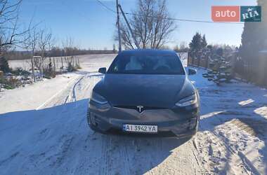 Позашляховик / Кросовер Tesla Model X 2018 в Бучі