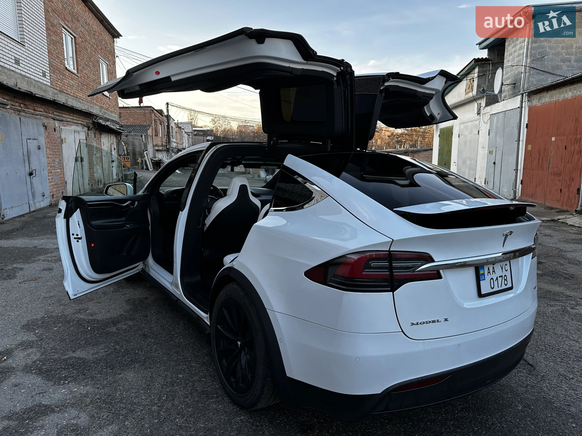 2018 Tesla Model X - мініатюра 4