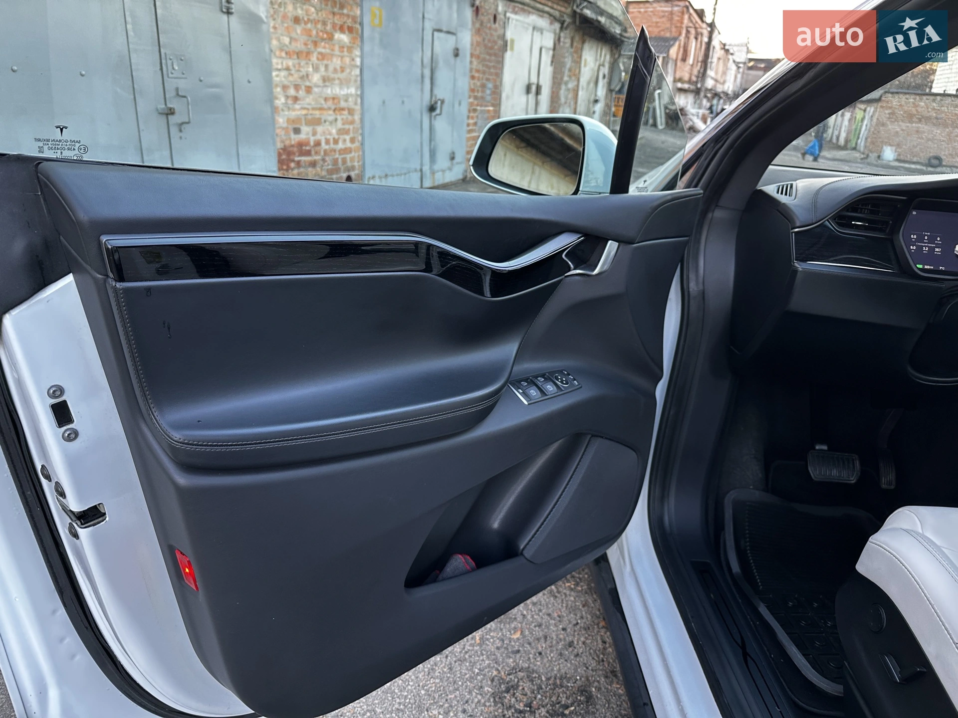 2018 Tesla Model X - мініатюра 8