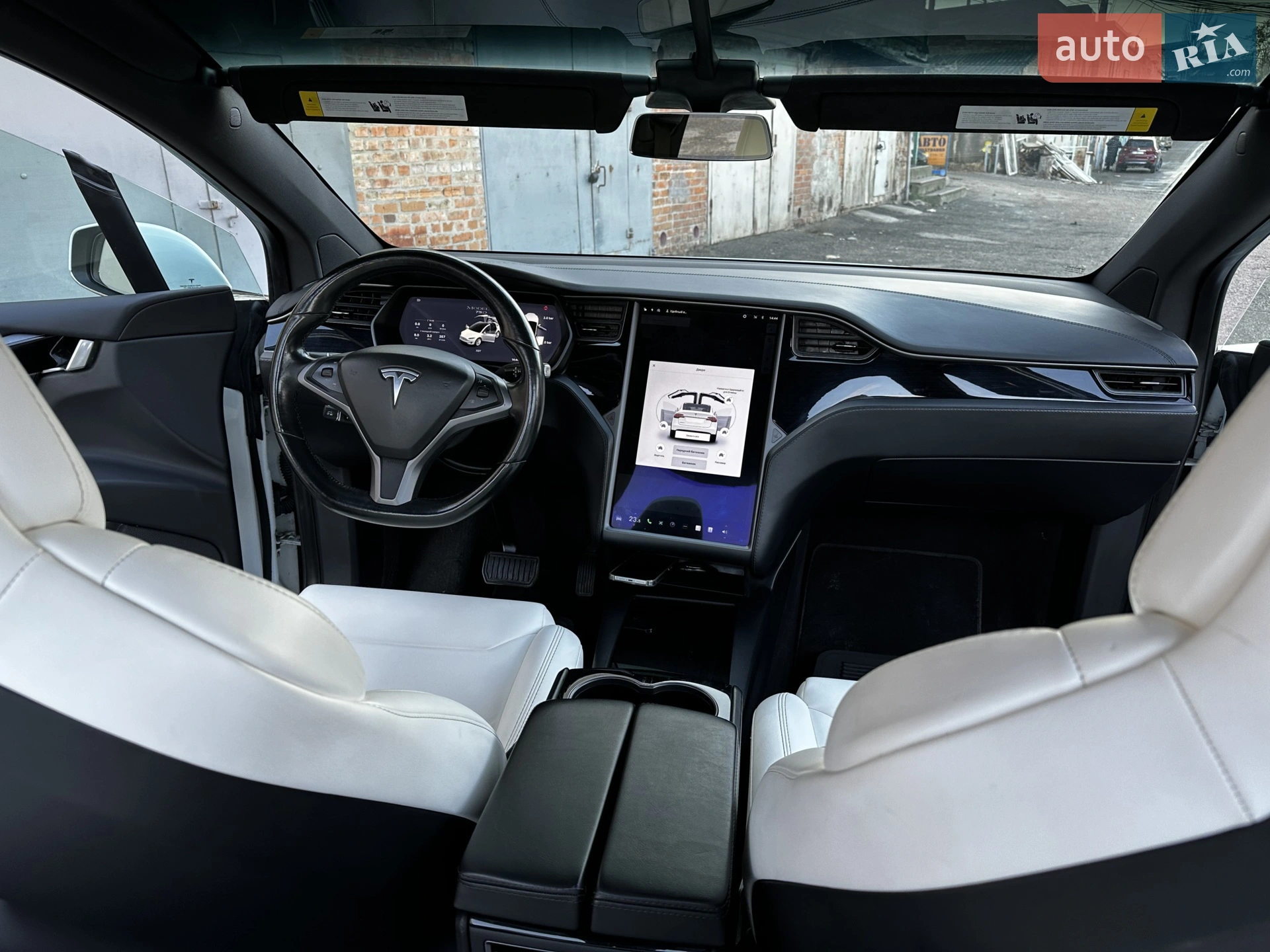 2018 Tesla Model X - мініатюра 26